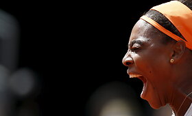 Serena Williams i&scaron;plė&scaron;ė dramati&scaron;ką pergalę Madride ir pateko į ketvirtfinalį