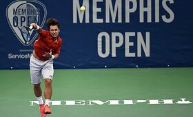 Dramati&scaron;kame pusfinalyje Ričardas Berankis pralaimėjo 18-mečiui amerikiečiui