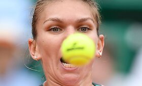 Antrame sete ties praraja buvusi Simona Halep įveikė trečią &bdquo;Roland Garros&ldquo; ratą
