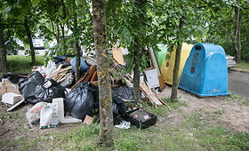 Vilniaus mieste tikrinama, kaip vežamos atliekos