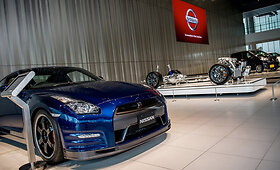 Žvilgsnis į &bdquo;Nissan GT-R&ldquo; agregatus i&scaron; arčiau