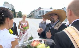 Humoristo Raimondo Bingelio staigmena jaunavedžiams