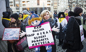 Pedagogų mitingas prie Seimo