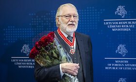 Diplomatui Juozui Budraičiui įteiktas Lietuvos užsienio reikalų ministerijos garbės ženklas &bdquo;Lietuvos diplomatijos žvaigždė&ldquo;
