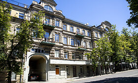Namas V. &Scaron;openo gatvėje