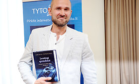 Robertas Petrauskas pristatė antrąją savo knygą &bdquo;Lemtingi sprendimai&ldquo;