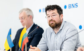 Mi&scaron;kų, medienos pramonės atstovų spaudos konferencija