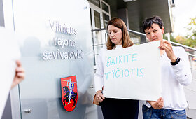 Prie Vilniaus rajono savivaldybės &ndash; piketas dėl mažinamų kompensacijų už privačius darželius.
