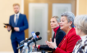 Spaudos konferencija &bdquo;Moterys teisėsaugoje&ldquo;