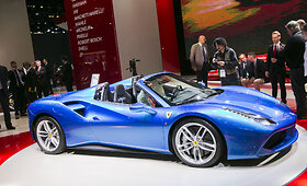 &bdquo;Ferrari&ldquo; stendas Frankfurto automobilių parodoje