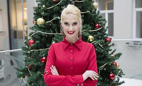 Kristina Ivanova pademonstravo naujametinį įvaizdį &ndash; makiažą ir &scaron;ukuoseną