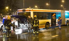 Vilniuje užsiliepsnojo autobusas