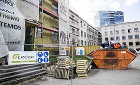 Vilniaus centro mokykla remontuojama ir per pamokas