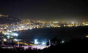 Viename Jounieh miesto rajonų klęsti lo&scaron;imo namai, striptizo klubai ir prostitucija