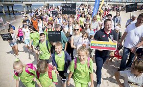 Apie 600 vaikų i&scaron; skurdžių &scaron;eimų pirmą kartą pamatė Baltijos jūrą