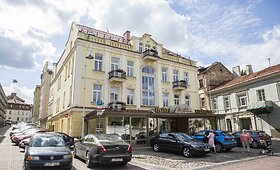 Vie&scaron;butis &bdquo;Artis&ldquo;