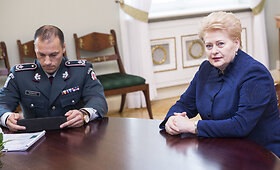 Dalia Grybauskaitė susitiko su policijos generaliniu komisaru Linu Pernavu