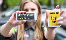 Futbolo sirgaliai surengė protesto akciją prie&scaron; Lietuvos futbolo federacijos konferenciją