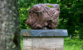 Leonardavo kaimelyje &ndash; unikalus &bdquo;Mėnulio akmens&ldquo; parkas