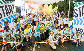 Vasarą Vilniuje pratęsė spalvotasis bėgimas &bdquo;The Color Run&ldquo;