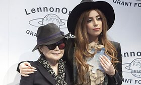 Lady Gaga pelnė Johno Lennono ir Yoko Ono taikos apdovanojimą