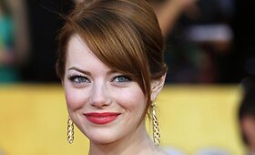 Stilingiausia pasaulio moteris &ndash; aktorė Emma Stone, mažylė Suri Cruise &ndash; devinta