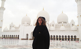 Ernesta Elzbergaitė su mama vie&scaron;ėjo Jungtiniuose Arabų Emyratuose