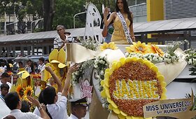 Filipinai alpsta dėl pirmąja visatos vicemis tapusios gražuolės