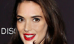 Winona Ryder pasipuo&scaron;ė per&scaron;viečiamais auk&scaron;takulniais