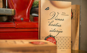 Erikos Umbrasaitės knygų pristatymas Vilniaus kačių kavinėje