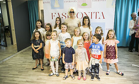 Parduotuvės &bdquo;Fashionista&ldquo; atidaryme Vilniuje &ndash; būrys garsių moterų su vaikais