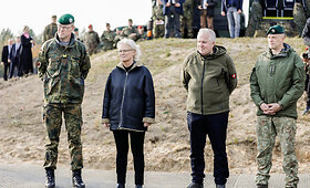 Lietuvos ir Vokietijos gynybos ministrų apsilankymas Vokietijos brigados karių pratybose