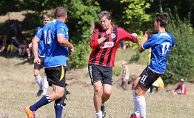 Futbolą mėgstančios žvaigždės susirungė su azarti&scaron;kais kauniečiais