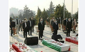 Irano generolui Qasemui Soleimani pagerbti skirta ceremonija įkvėpė melagienai, esą pandemija paskelbta be reikalo.