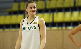 Lietuvos moterų rinktinė ruo&scaron;iasi vykti į Latviją