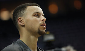 Stephenas Curry sugrįžo po traumos