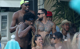 Kevinas Durantas ir DeAndre Jordanas linksminosi Graikijos paplūdimyje