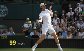 Žmonos palaikomas Andy Murray laimėjo Vimbldono trilerį