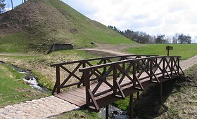Merkinės piliakalnis naujai atsiveria lankytojams