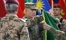 NATO po 13 konflikto metų oficialiai užbaigė karą Afganistane
