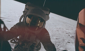 Paskelbtos nuotraukos, kurias Mėnulyje padarė &bdquo;Apollo&ldquo; astronautai