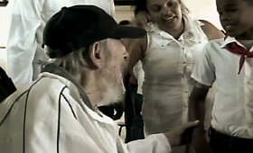 Kuboje vie&scaron;ai pasirodė 89-erių Fidelis Castro