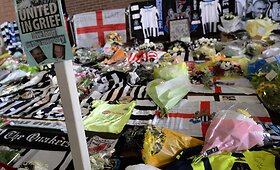 &bdquo;Newcastle&ldquo; pagerbė numu&scaron;tame Malaizijos lėktuve skridusius sirgalius