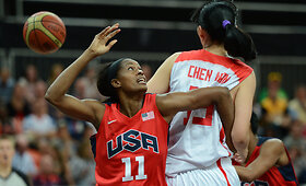 Swin Cash yra ne tik krep&scaron;ininkė, bet ir žurnalistė