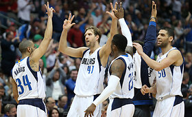 Fantasti&scaron;kas Dirkas Nowitzkis atvedė &bdquo;Mavericks&ldquo; į pergalę