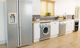 Elektros prekių pardavėjai žaidžia savo susikurtomis taisyklėmis