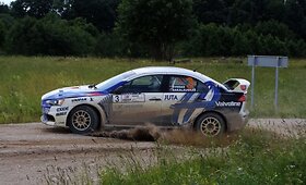 Vytautas &Scaron;vedas &ndash; nepavejamas ir ralyje &bdquo;Saulė 2011&rdquo; (fotoreportažas) galerija