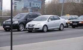 Slaptieji pareigūnai siautėja miesto centre galerija