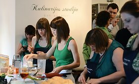 Apdovanoti geriausi metų kulinariniai tinklara&scaron;čiai (nuotraukos) galerija