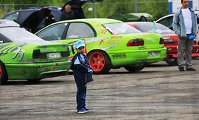 Fotoakimirkos i&scaron; &bdquo;GYMKHANA&ldquo; varžybų bei &bdquo;DRIFT\'o&ldquo; treniruotės galerija